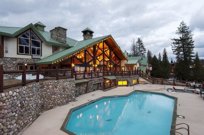 Lizard Creek Lodge