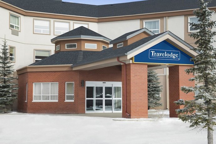 Travelodge by Wyndham Strathmore Strathmore Family Centre Canada thumbnail