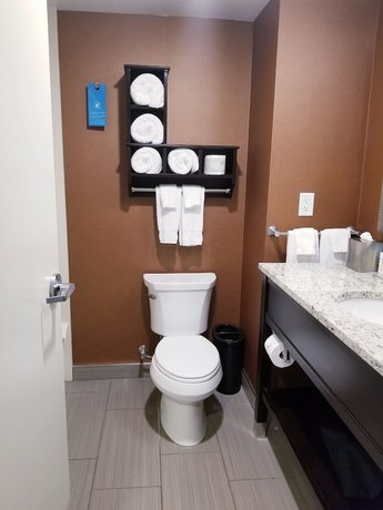 Hampton Inn by Hilton Calgary Airport North