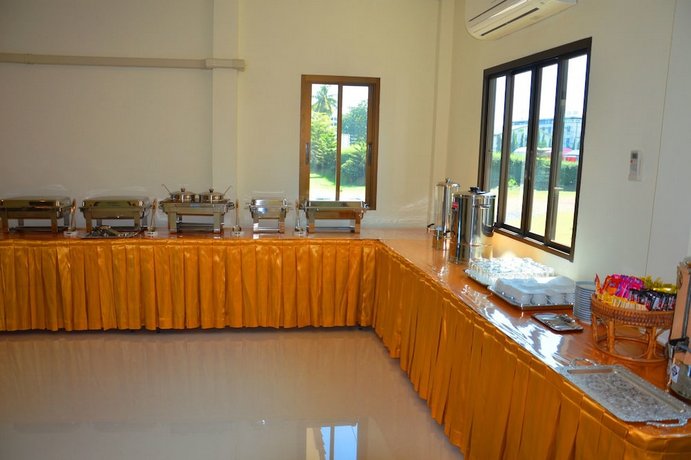 Silver Gold Garden Suvarnabhumi Airport Hotel