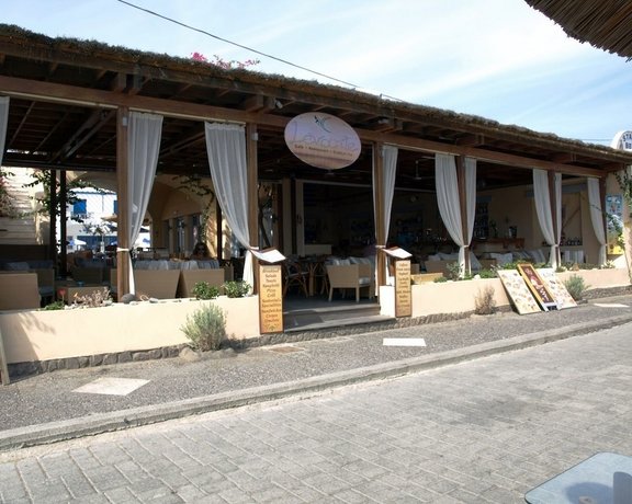 Levante Beach Hotel