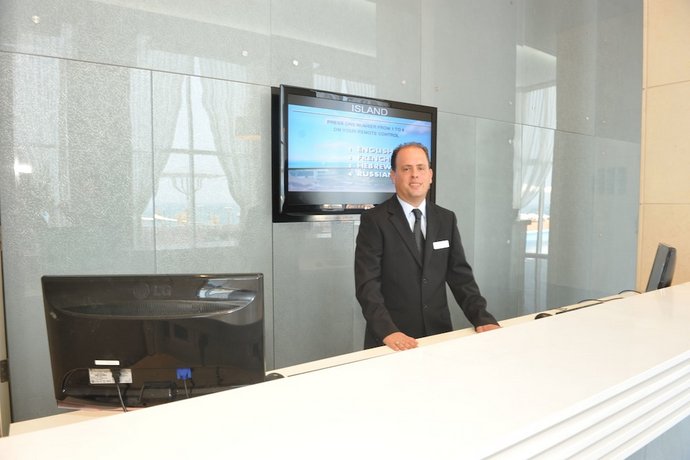 Island Luxurious Suites Hotel