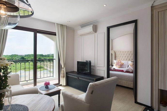 The Symphony Suites Pattaya