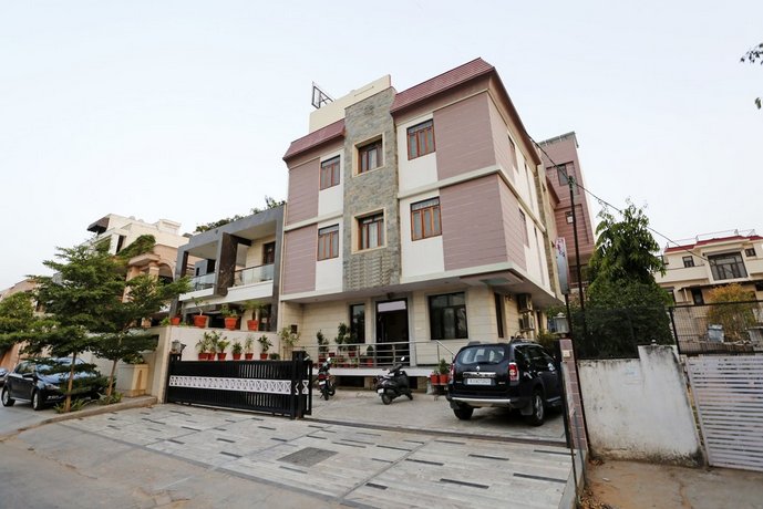 OYO 352 Hotel DRS 8586 Haveli