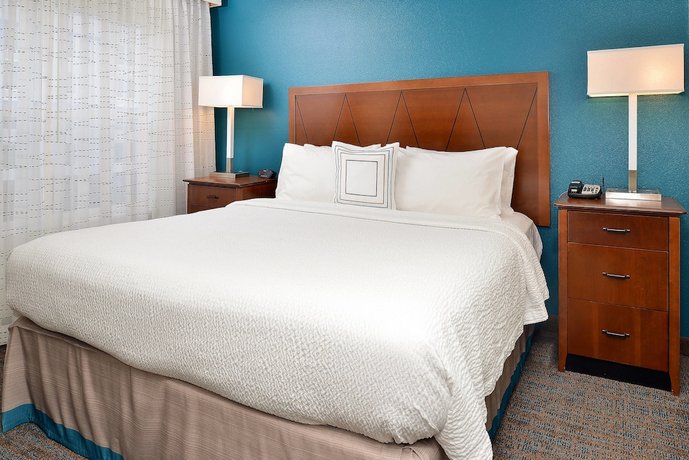 Residence Inn by Marriott Denver Airport