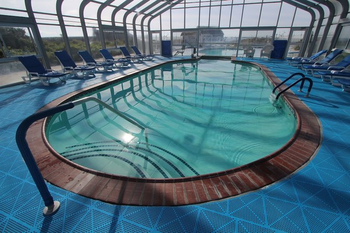 Edgewater Beach Resort a VRI resort
