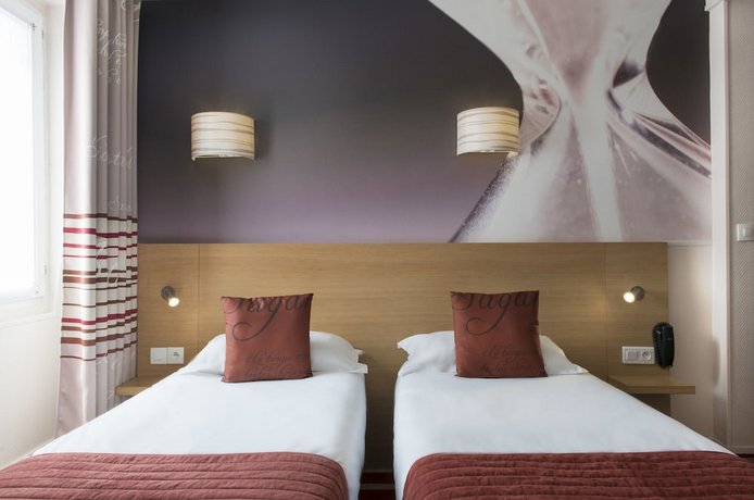 Hotel Ariane Montparnasse by Patrick Hayat