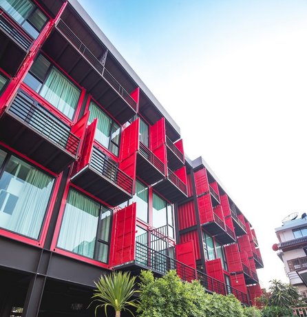 Sleepbox Sukhumvit 22 Hostel