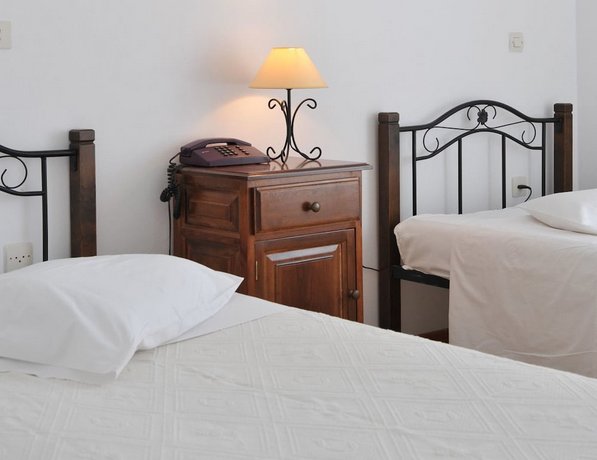 Eri Hotel