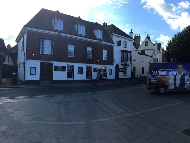 Pilgrims Hotel