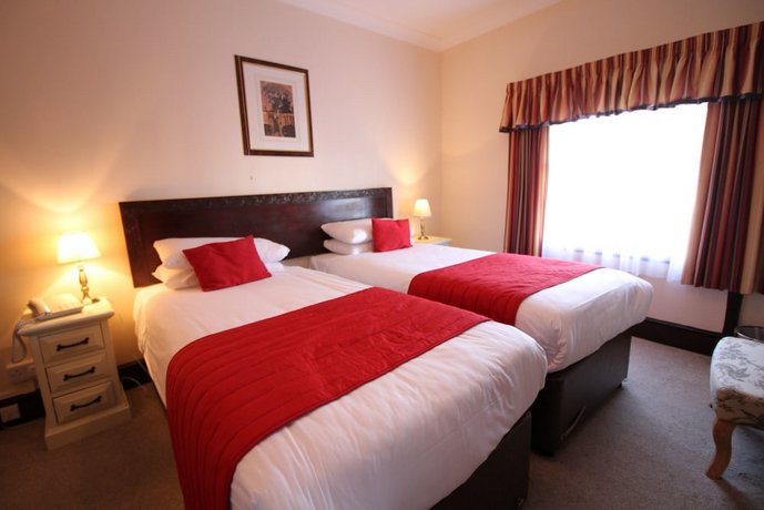 Pilgrims Hotel