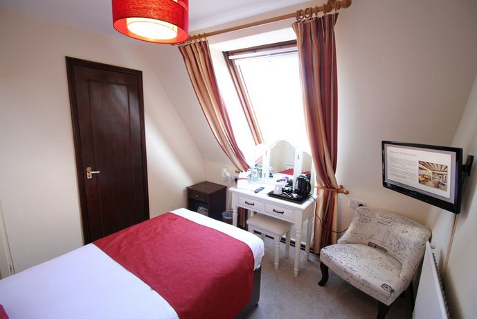 Pilgrims Hotel