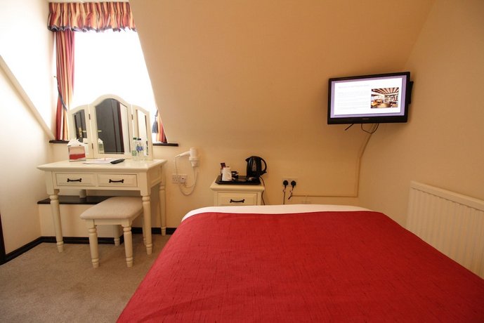 Pilgrims Hotel