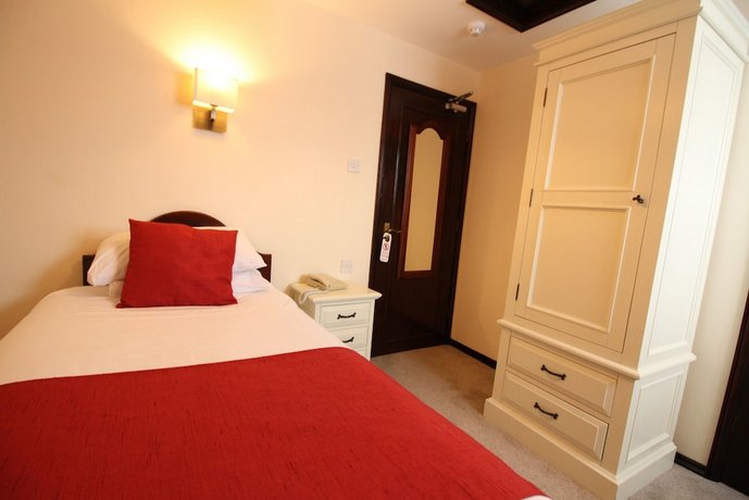 Pilgrims Hotel