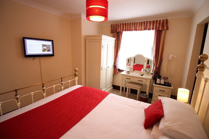 Pilgrims Hotel