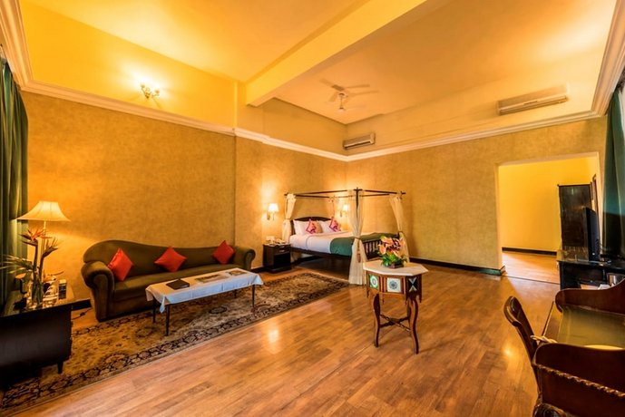 Royal Orchid Metropole