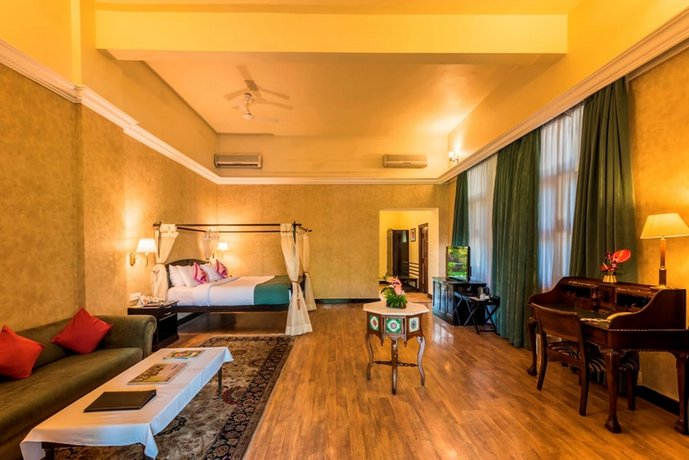 Royal Orchid Metropole