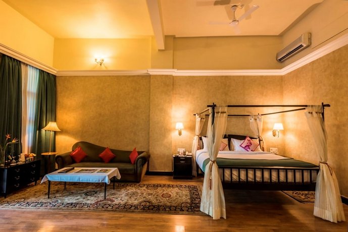Royal Orchid Metropole