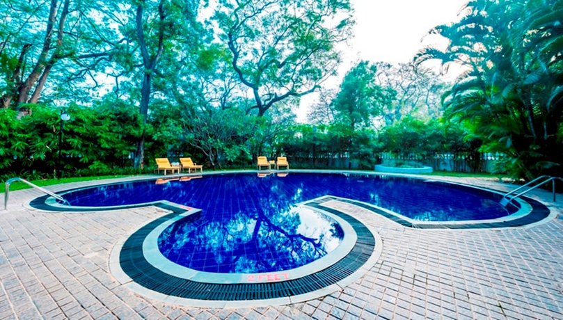 Royal Orchid Metropole