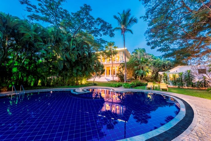 Royal Orchid Metropole