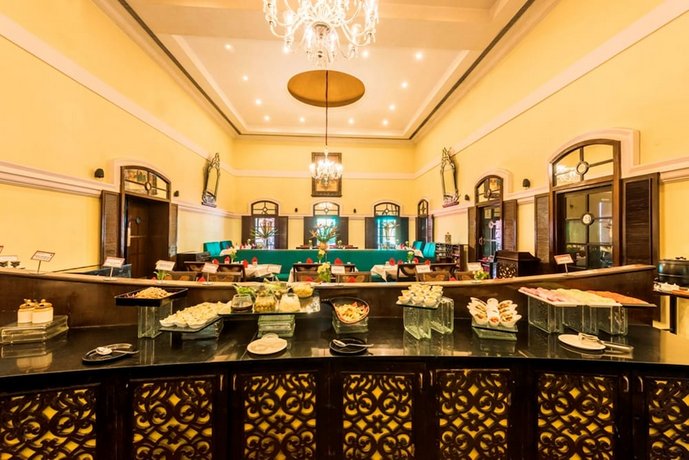 Royal Orchid Metropole