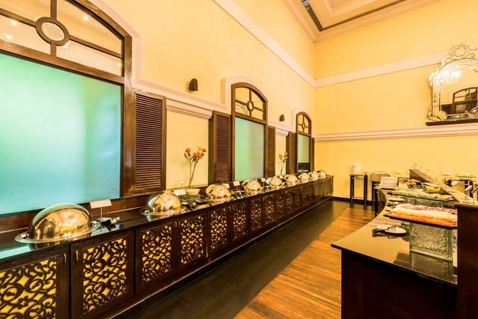 Royal Orchid Metropole