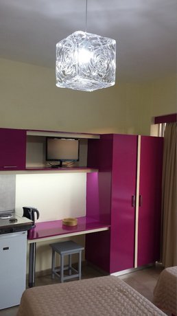 Takis Hotel Apartments