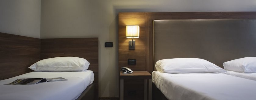 Smart Hotel Holiday