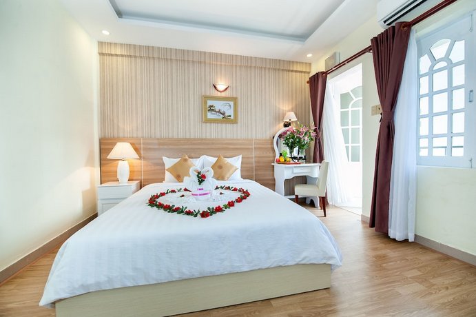Palm Beach Hotel Nha Trang