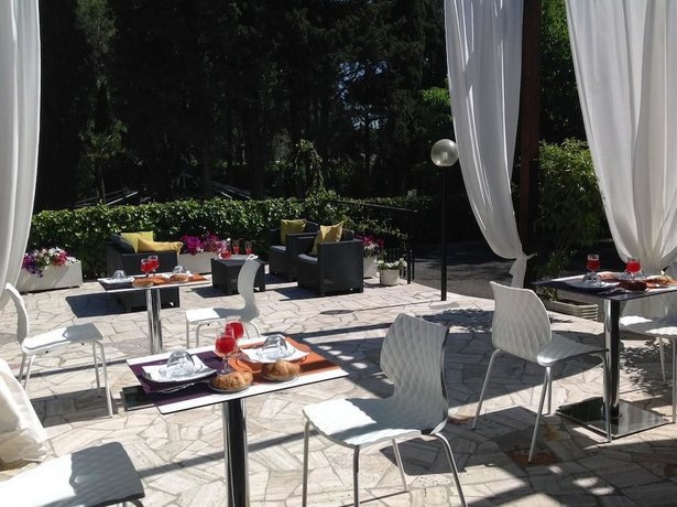 Bar_Restaurant