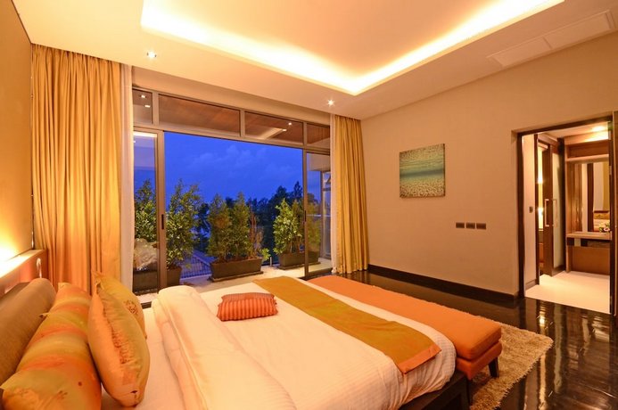 AQUA Villa Rawai
