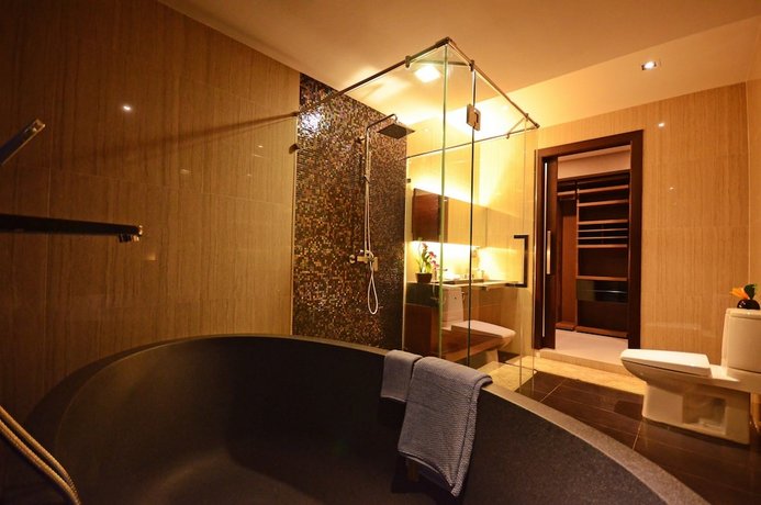 AQUA Villa Rawai