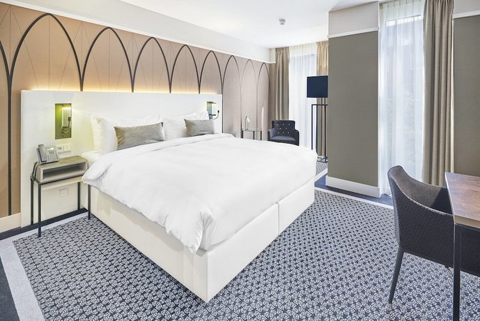 Hotel Nassau Breda Autograph Collection