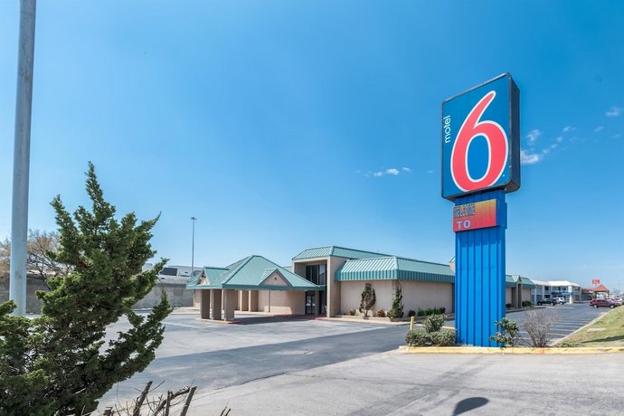 Motel 6 Bricktown