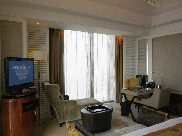 Wyndham Grand Plaza Royale Oriental Shanghai