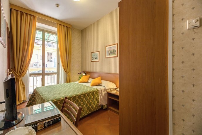 Hotel Corona Rome