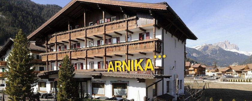 Hotel Arnika Pozza di Fassa Pian Peccei-Ciampedie Ski Lift Italy thumbnail
