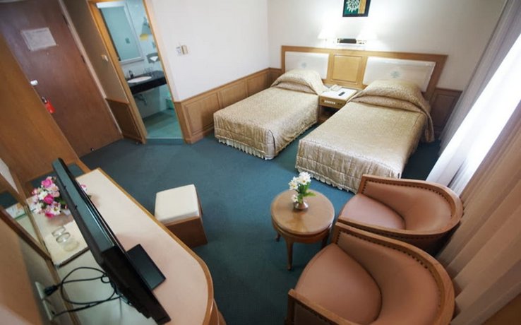 Dhevaraj Hotel