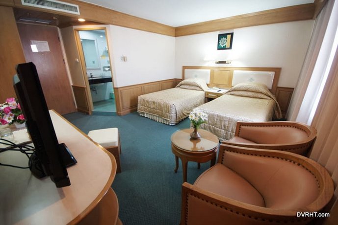 Dhevaraj Hotel
