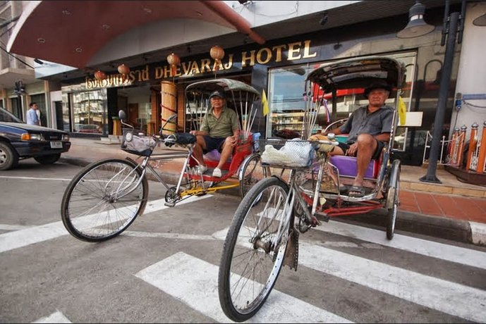 Dhevaraj Hotel