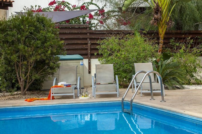 Delfini Villas Protaras