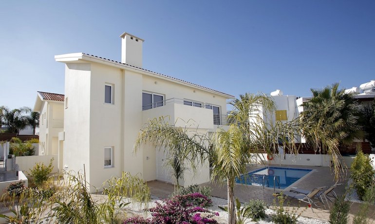 Delfini Villas Protaras