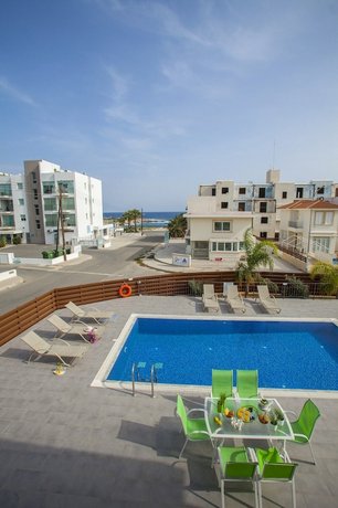 Delfini Villas Protaras
