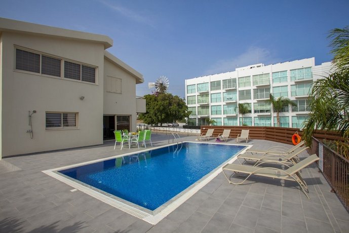 Delfini Villas Protaras