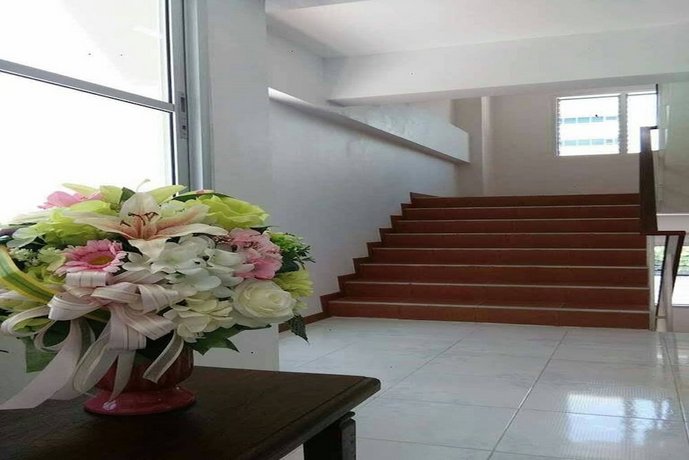 Jr Mansion On Nut Soi 25