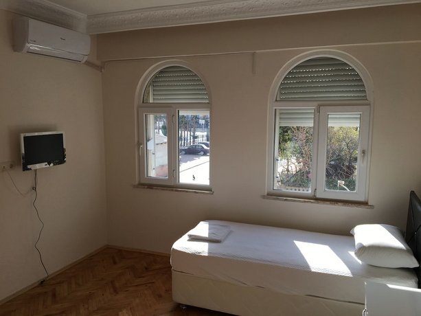 Mimoza Pansiyon Antalya