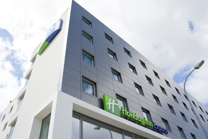Holiday Inn Express Lisbon Alfragide