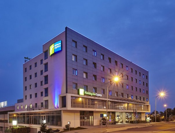 Holiday Inn Express Lisbon Alfragide