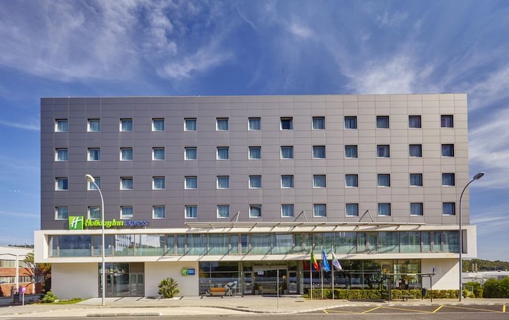 Holiday Inn Express Lisbon Alfragide