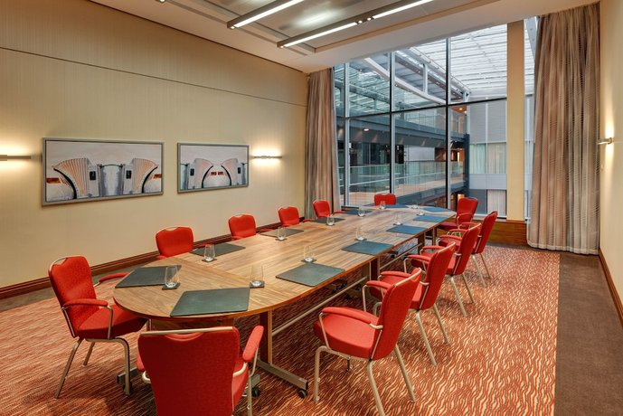 Hilton Frankfurt Airport